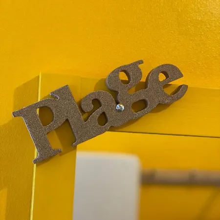 House à Bord De *