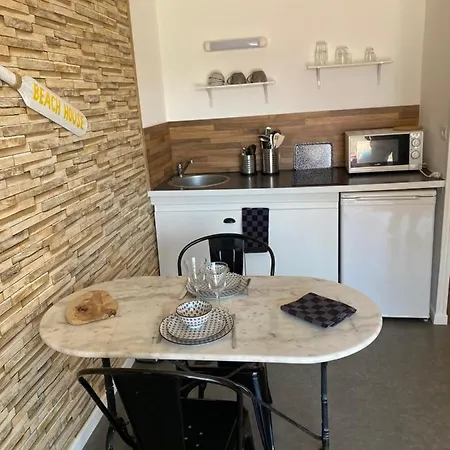 Appartement House A Bord De *