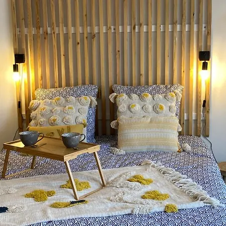 House A Bord De Apartamento