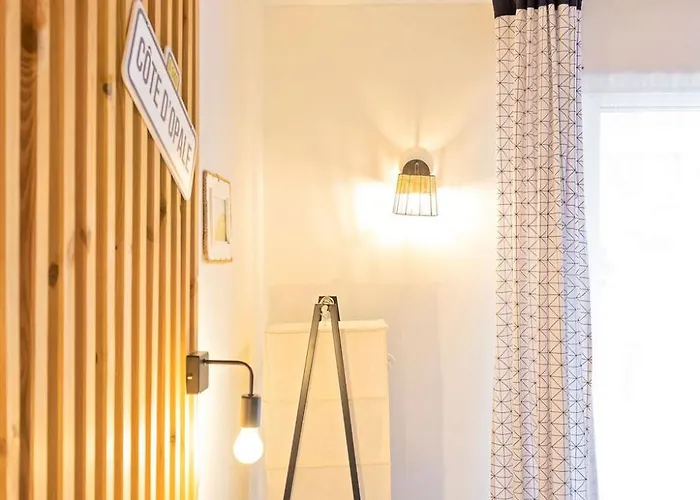 House A Bord De *