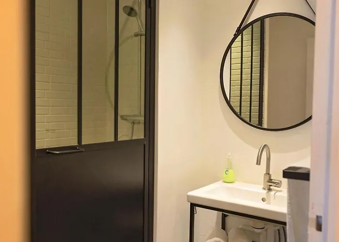 Appartement House A Bord De *